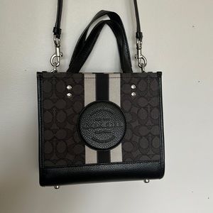 Small coach signature crossbody